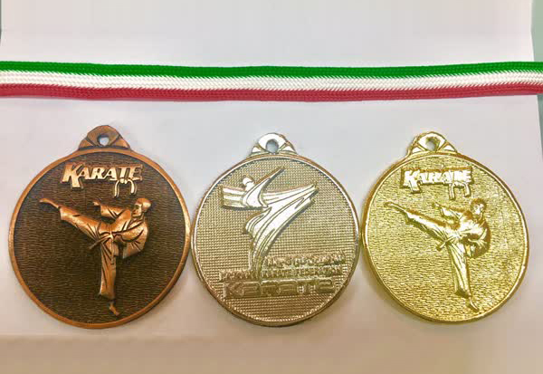 یک طلا و یک برنز قهرمانی کشور برای کاراته‌کاهای کرمانی
